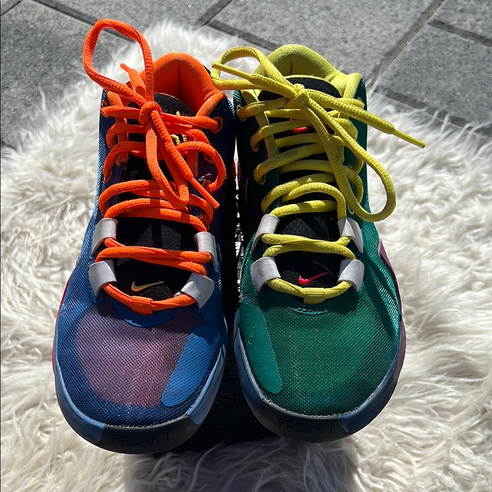 Nike Zoom Freak 1 Roots Vibrant Multicolor Athletic Sneakers big kids 3.5 EUC - Picture 9 of 17
